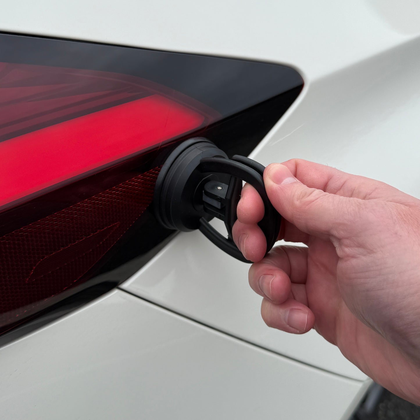 Tail Light Suction Cup Removal Tool